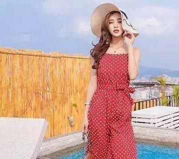 有一种裤叫“裙裤” 比裙子时尚又洋气遮胖显瘦是大众女神